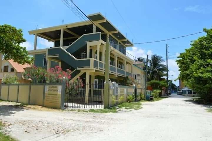 Sea Pearl Vacation Suites photo 3