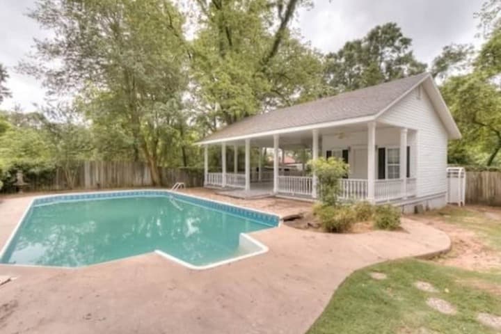 Huffman House photo 5
