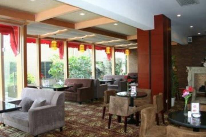 Taoyuan Holiday Hotel photo 5
