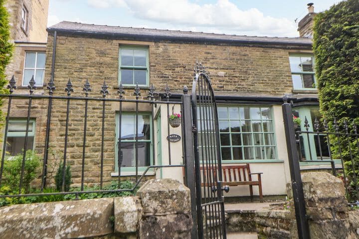 Bank Cottage photo 3