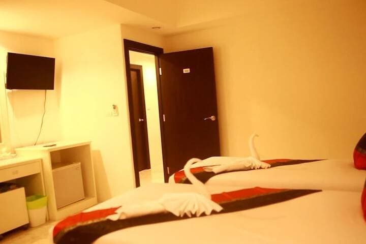 Rayaan Oriental Guest House & Restaurant photo 4