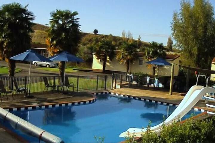 Whanganui River Top 10 Holiday Park photo 4