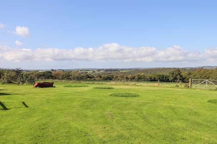 Valley View photo 4