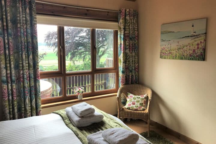 Douglas Fir Lodge With Hot Tub Near Cupar Fife photo 1