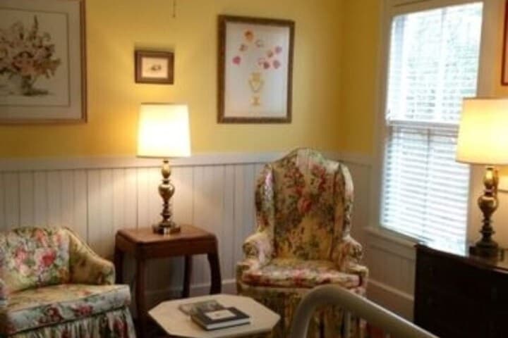 Edgeworth Inn photo 5