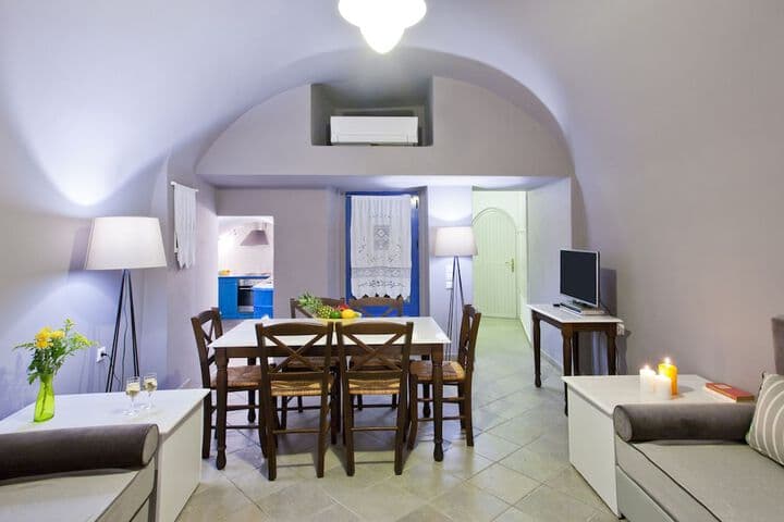 Semeli Cave House photo 4