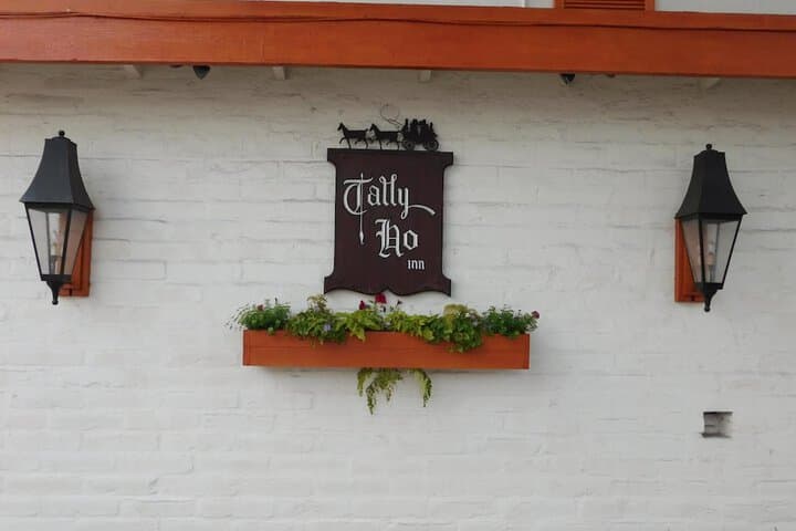 Tally Ho Inn photo 2