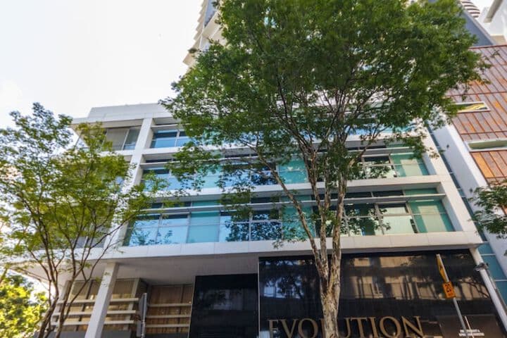 Evolution Apartments photo 2
