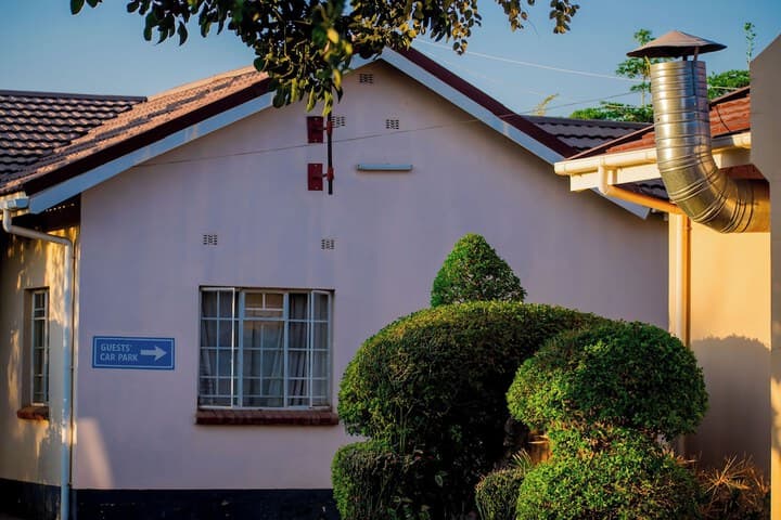Mosi-O Tunya Executive Lodge photo 4