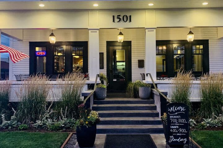 The Landing Hotel&Dining photo 3