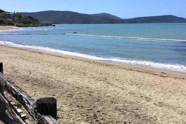 Whitsunday Waterfront Apartments photo 2