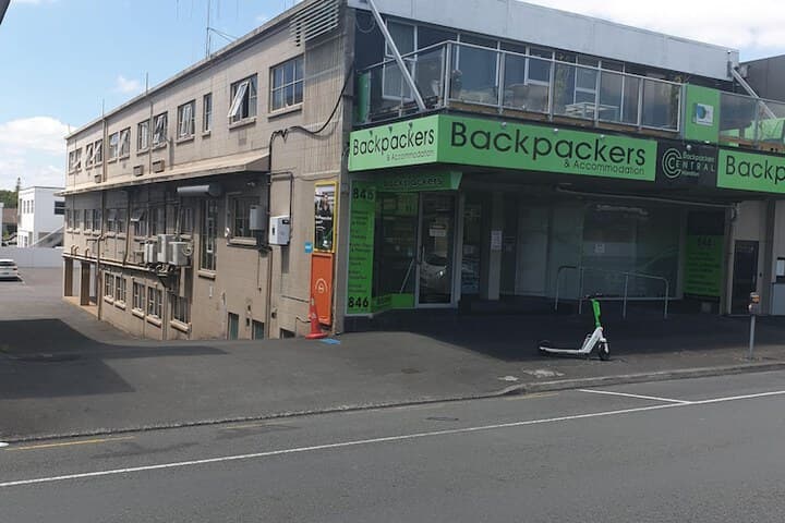 Backpackers Central Hamilton photo 5
