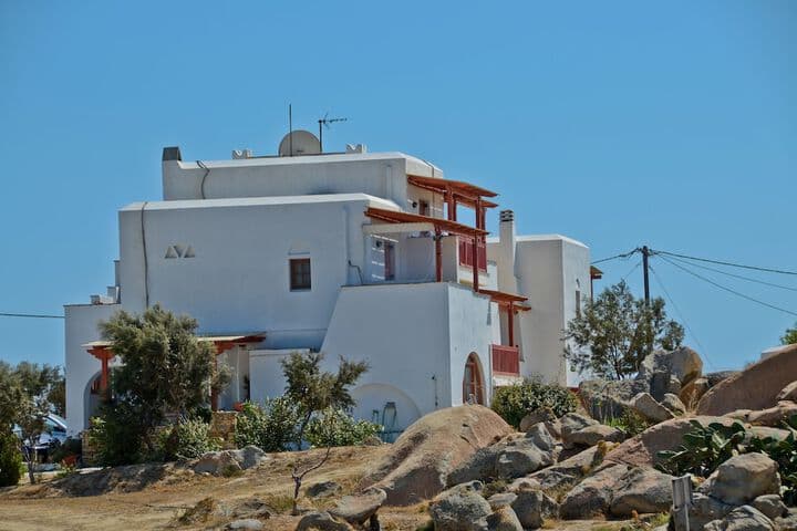 Ydreos Studios & Apartments photo 3