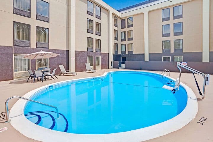 Wyndham Garden Charlotte Airport Southeast photo 4
