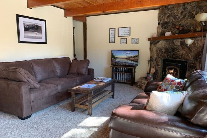Cabin in the Pines photo 5