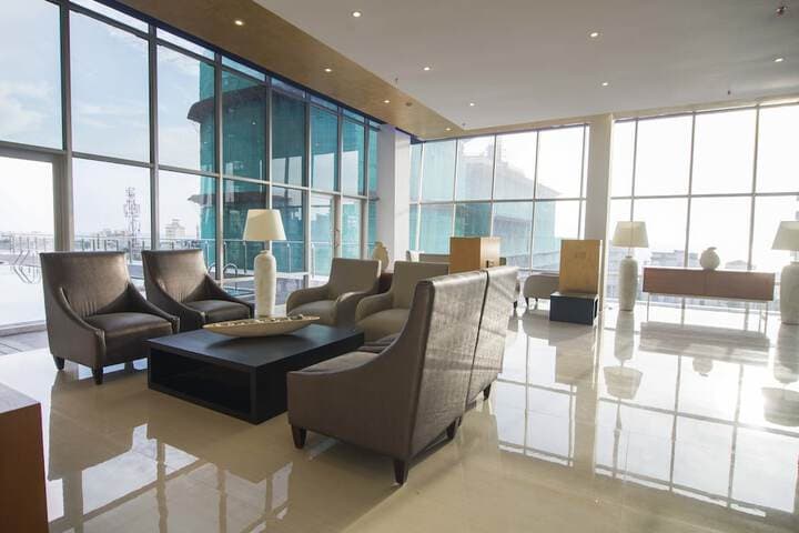Platinum One Suites photo 2