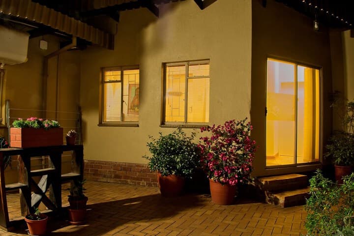 Rest a While Guest House photo 2