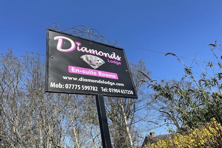 Diamonds Lodge Ltd photo 3