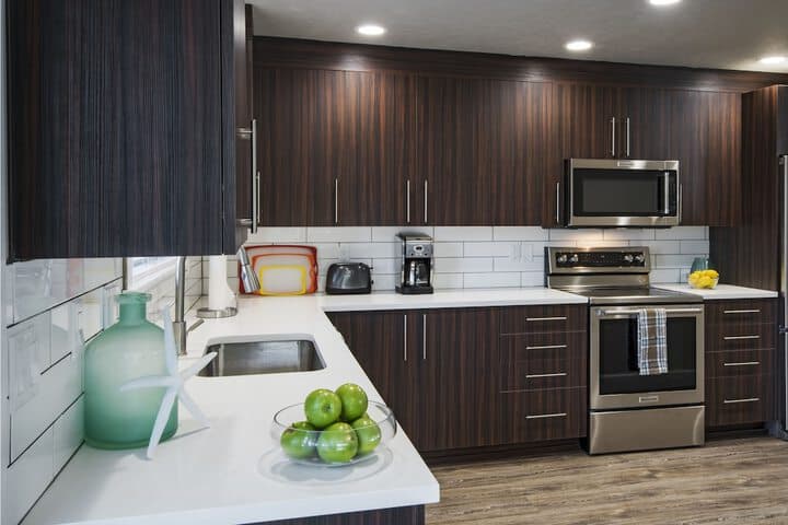 Beach Drive Suites photo 3
