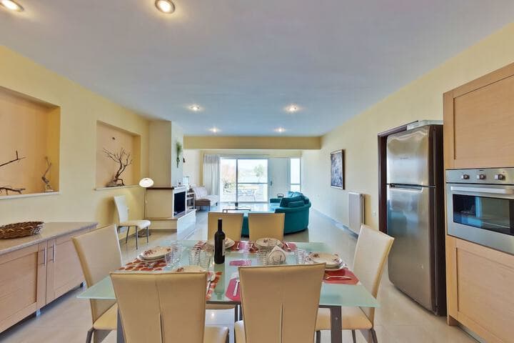 Matinas Residence photo 5