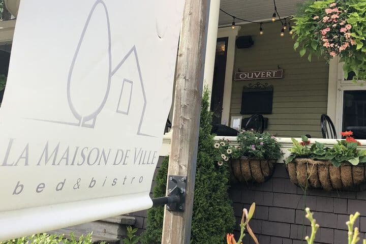 La Maison de Ville bed & bistro photo 3