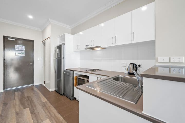 Dolphin Quay Apartments photo 4