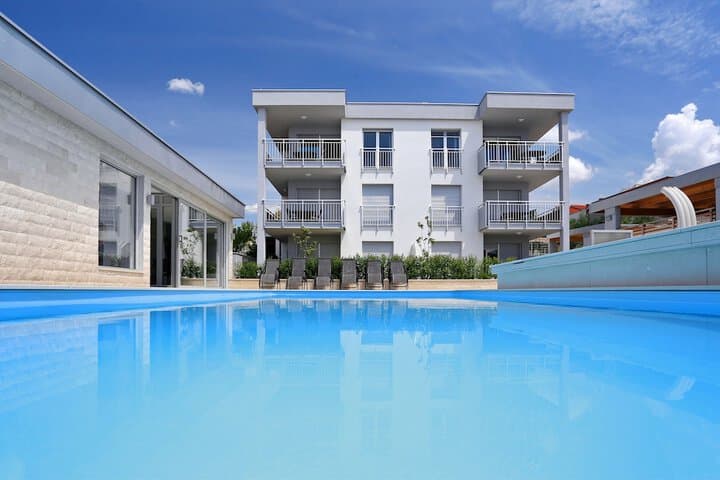 SunAdria Apartments photo 5