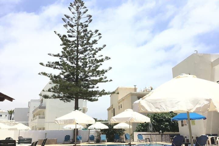Florea Hotel Apartments photo 3
