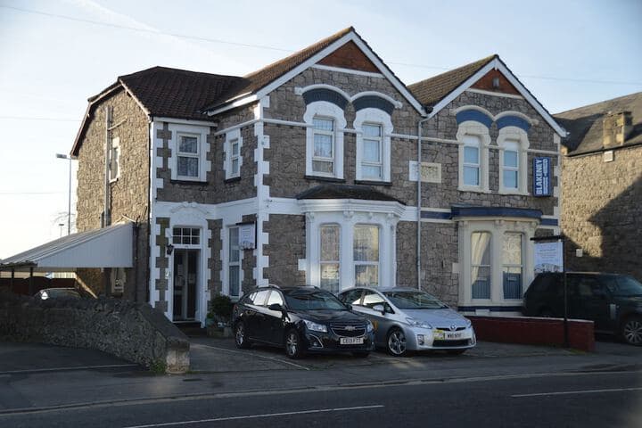 Holly Lodge Guest House photo 3