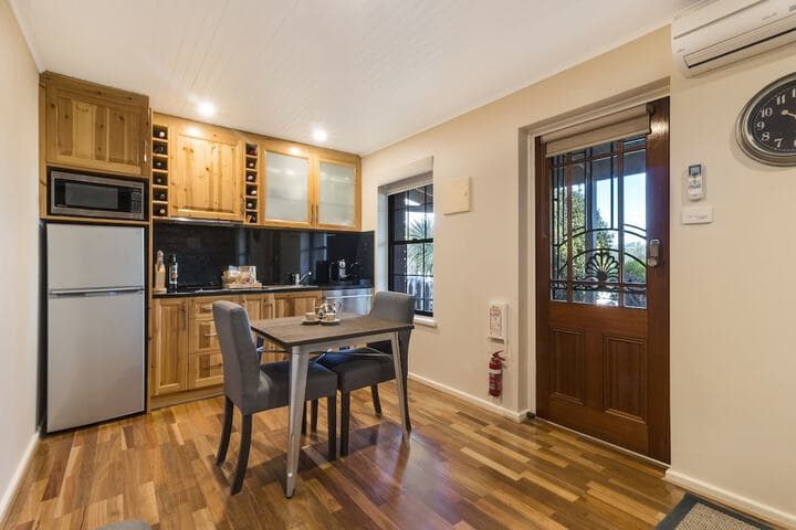 Stonewell Cottages & Vineyards photo 5