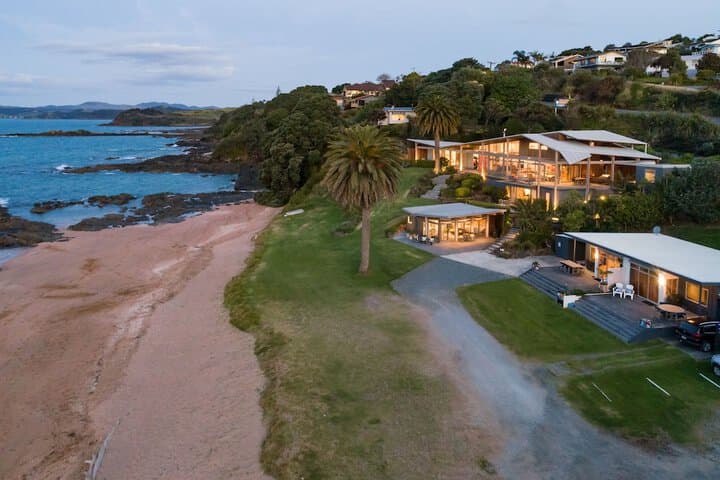 Golden Sand Beachfront Accommodation photo 2