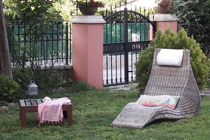 Kaloudis Apartments & Studios photo 2