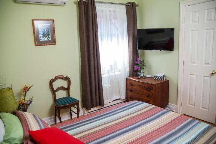 Maison Des Jardins B & B photo 2