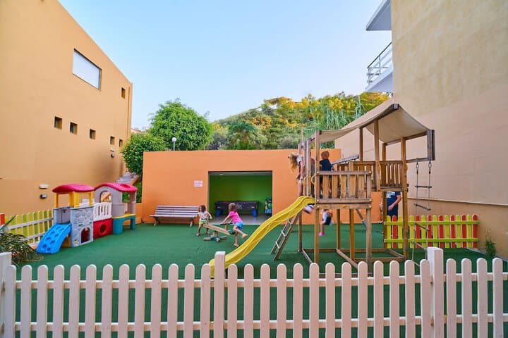 Sunrise Village Hotel photo 4