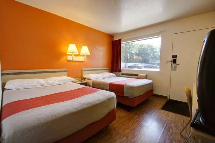 Motel 6 Salt Lake City UT Downtown photo 4