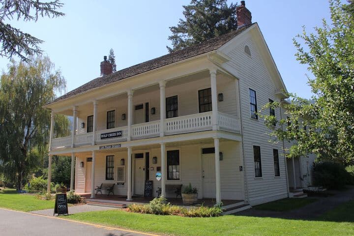 Wolf Creek Inn & Tavern photo 4