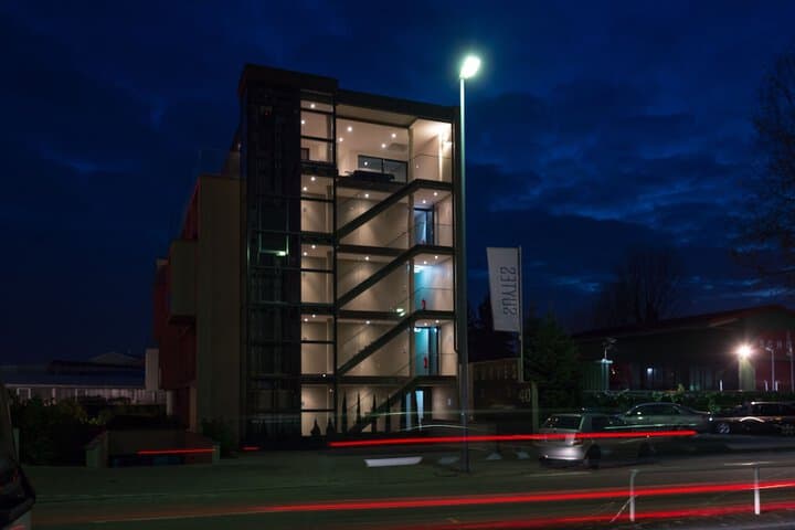 SUYTES Business Studios photo 3