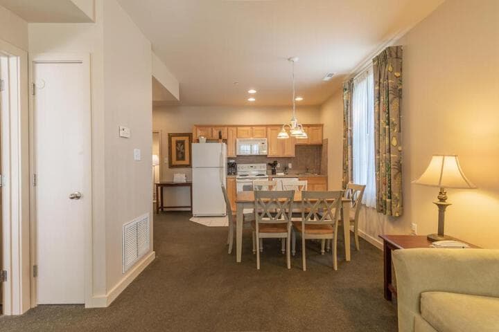Ebb Tide Suites photo 3