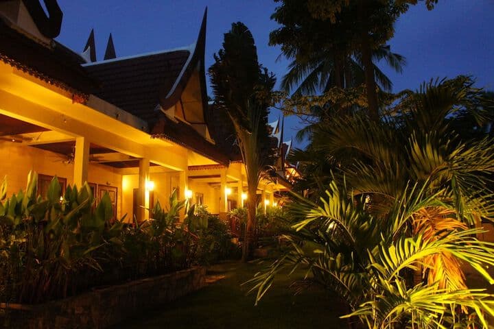 Palm Village photo 4