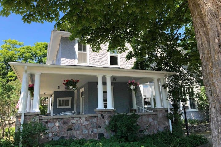 Charlevoix House photo 5