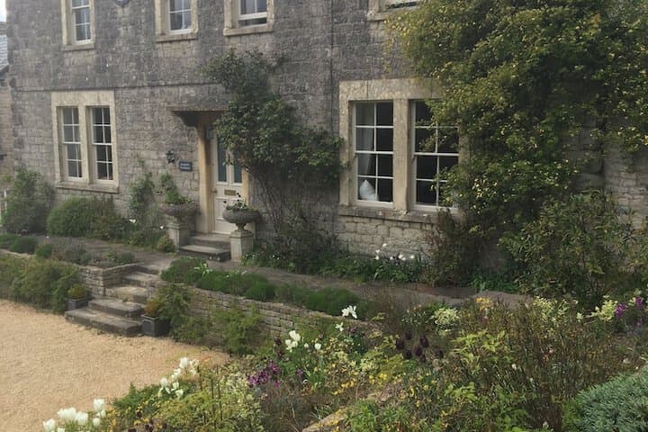 Roundhill Farmhouse photo 3