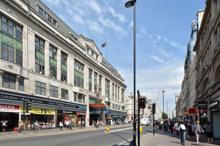 Oxford Street Apartments photo 4