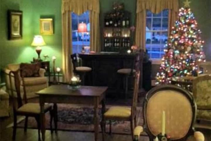 Oak Manor Inn photo 4