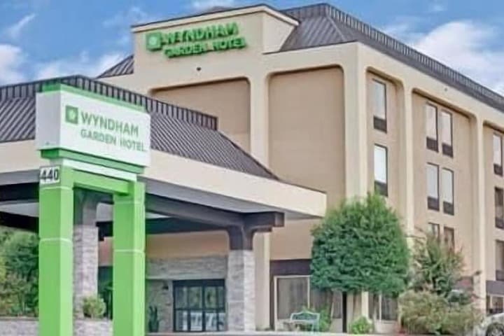 Wyndham Garden Charlotte Airport Southeast photo 2