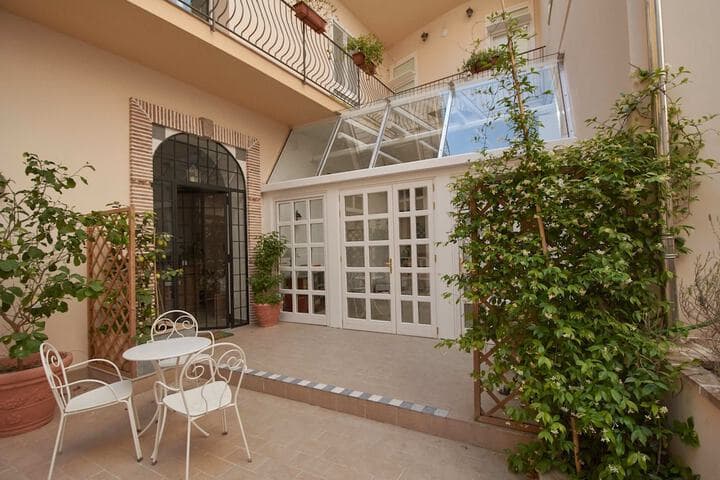 CasE Charming House photo 3