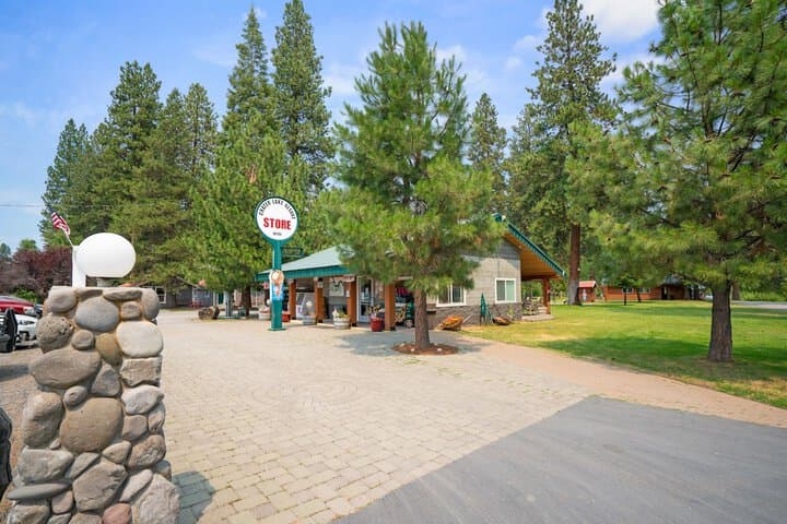 Crater Lake Resort photo 4