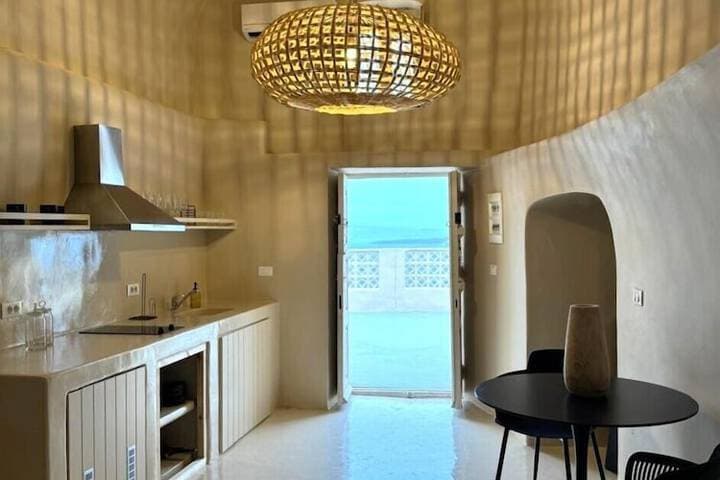 OIA Unique Homes by K&K photo 2