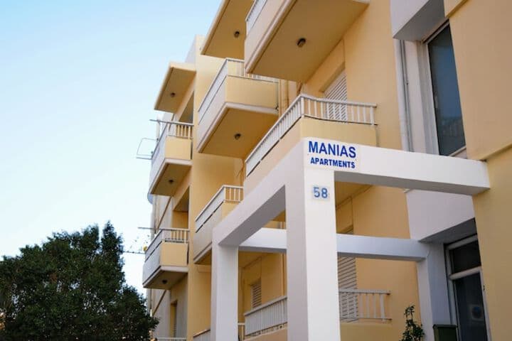 Manias Apartments photo 4