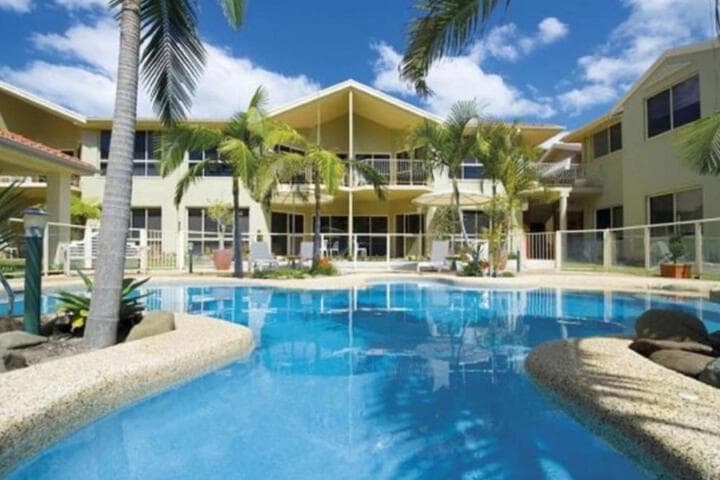 Holiday Paradise FIFTEEN Martys at Little Beach photo 3