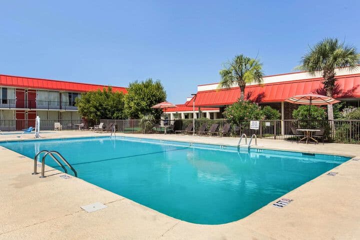 Rodeway Inn Santee I-95 photo 5